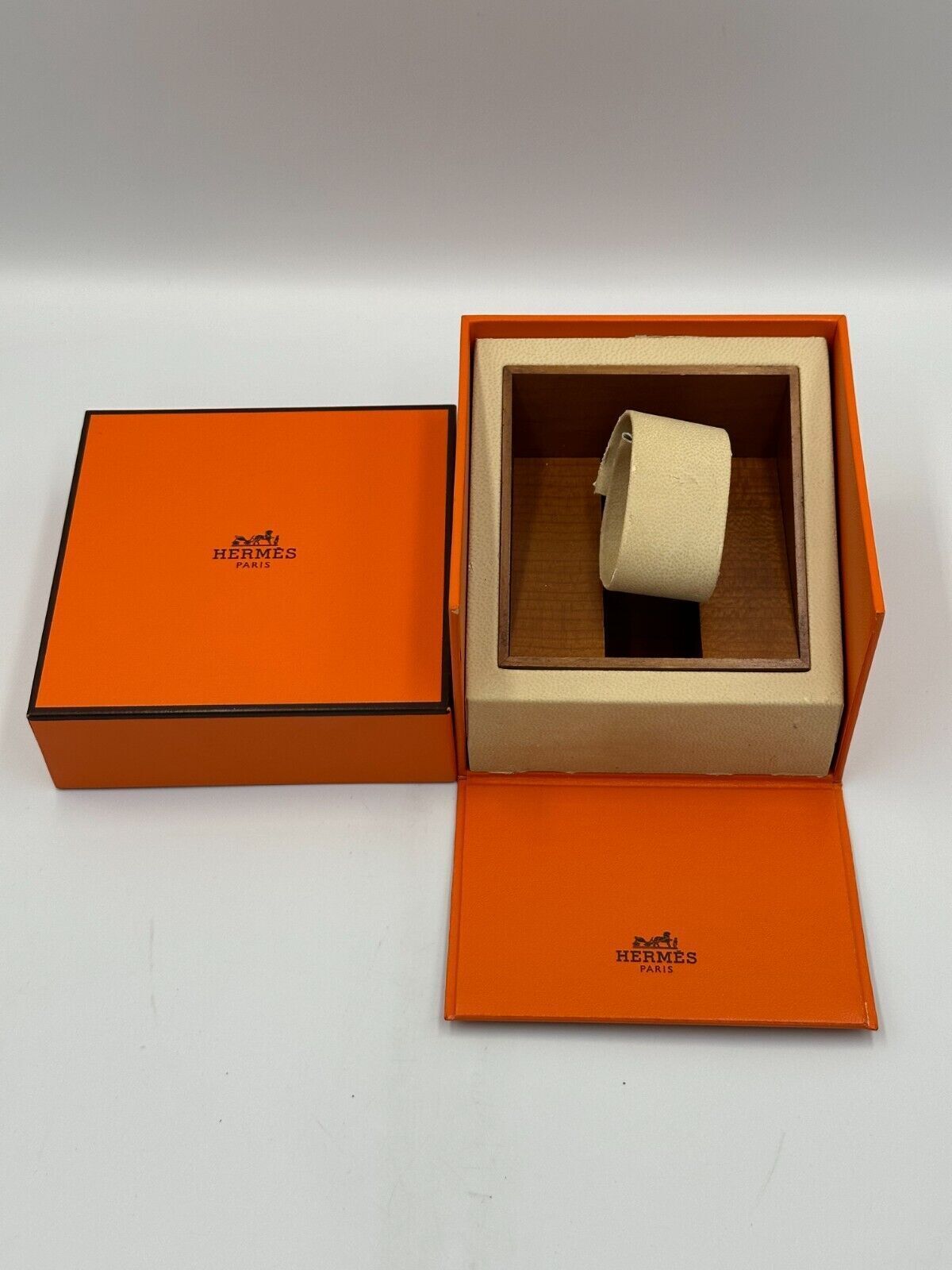 VINTAGE ORIGINE HERMES Orange coffret à montre bois cuir 240229003y2A