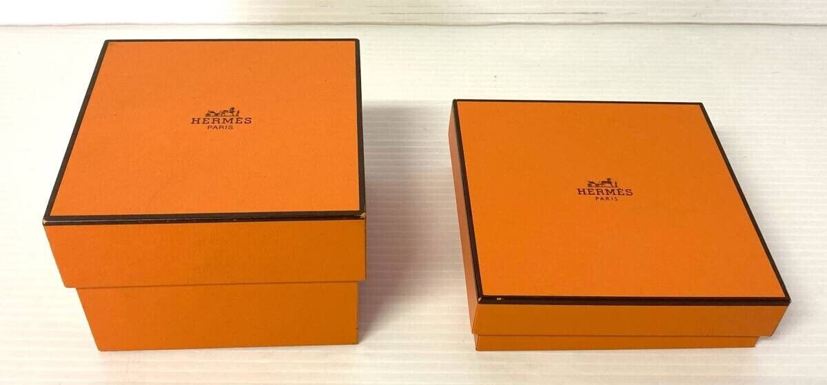 VINTAGE GENUINE HERMES watch case orange leather box booklet 2 set 240403007yA