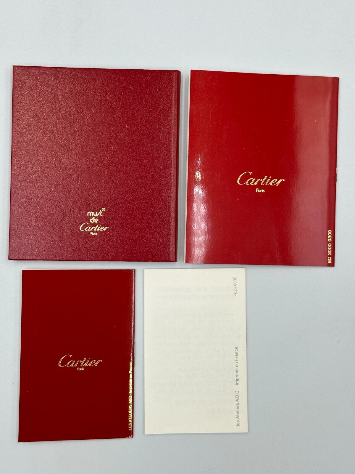 VINTAGE GENUINE CARTIER Red watch box case wood leather Booklet 240303002y3A