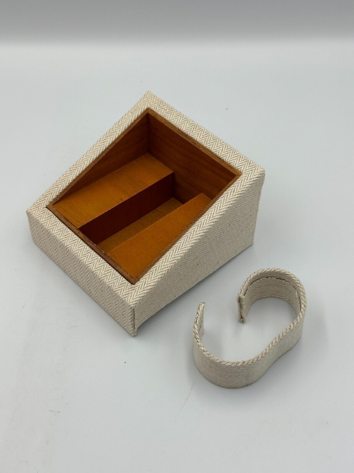 VINTAGE ECHTE HERMES ORANGE Uhrenbox Gehäuse Holz Leder 240229003y1A