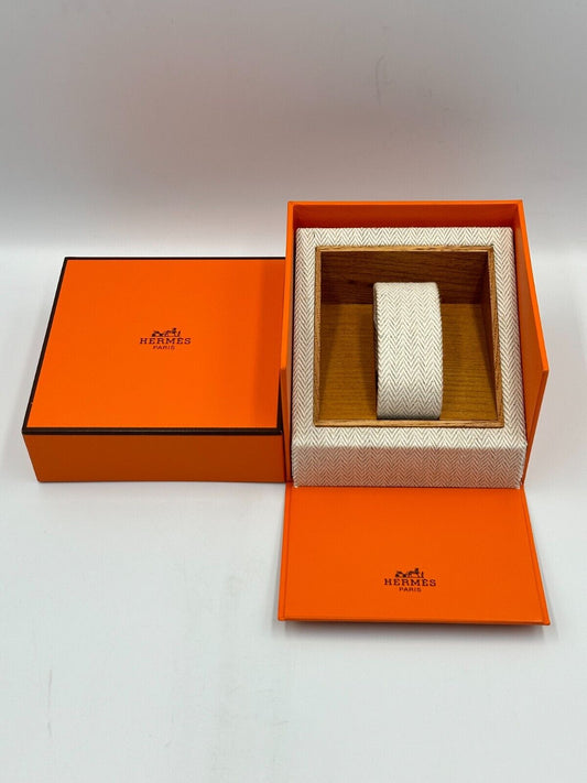 VINTAGE GENUINE HERMES ORANGE watch box case wood leather Booklet 240305002yA