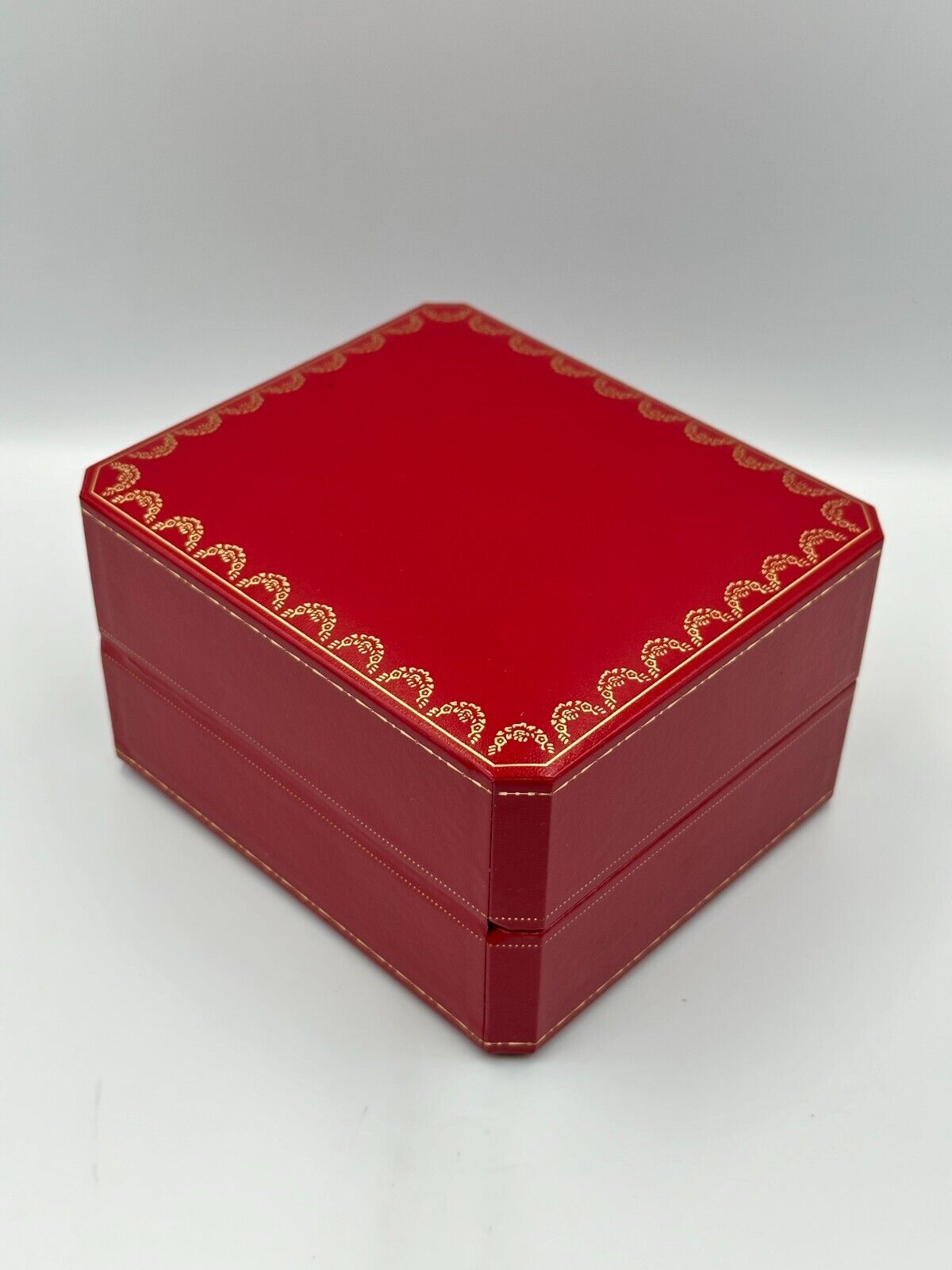 VINTAGE GENUINE CARTIER Red watch box case wood leather Booklet 240226007yA