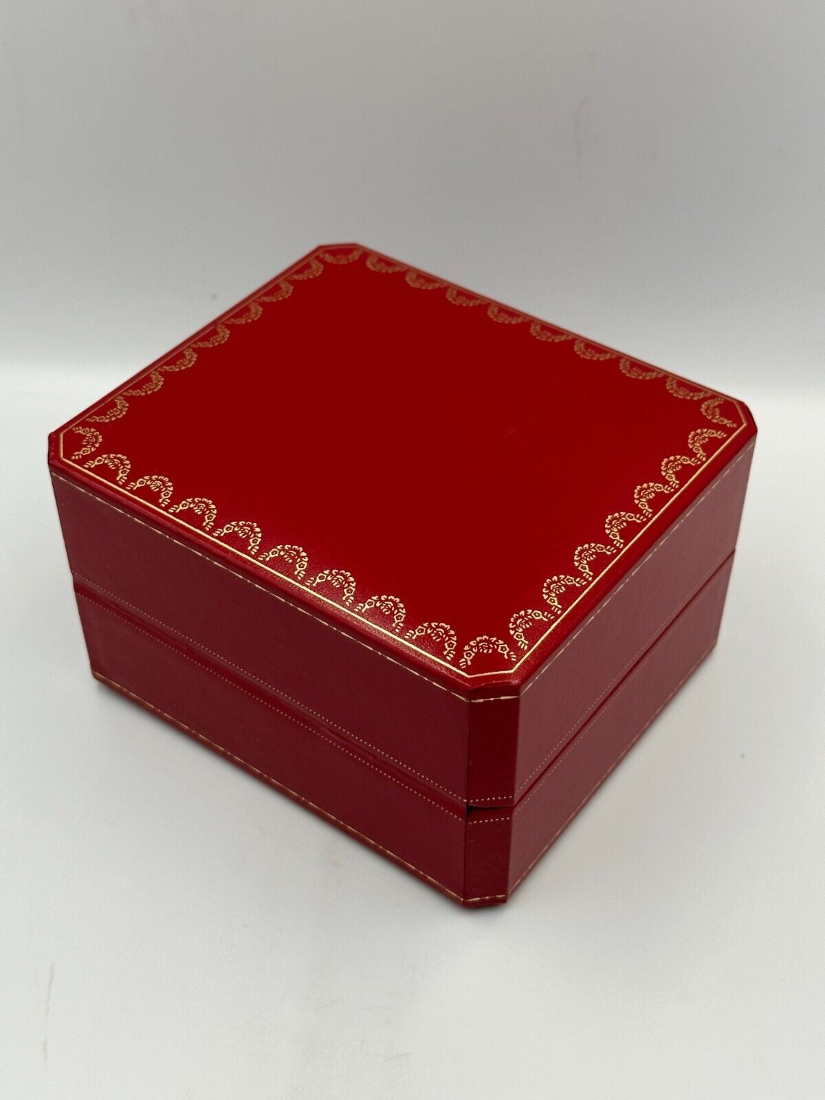 VINTAGE GENUINE CARTIER Red watch box case wood leather Booklet 240303013yA