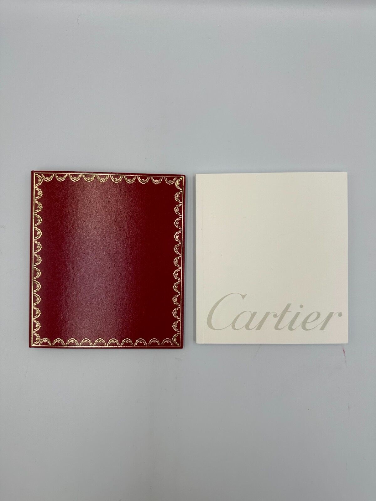 VINTAGE GENUINE CARTIER Red watch box case  wood leather Booklet 240228006yA