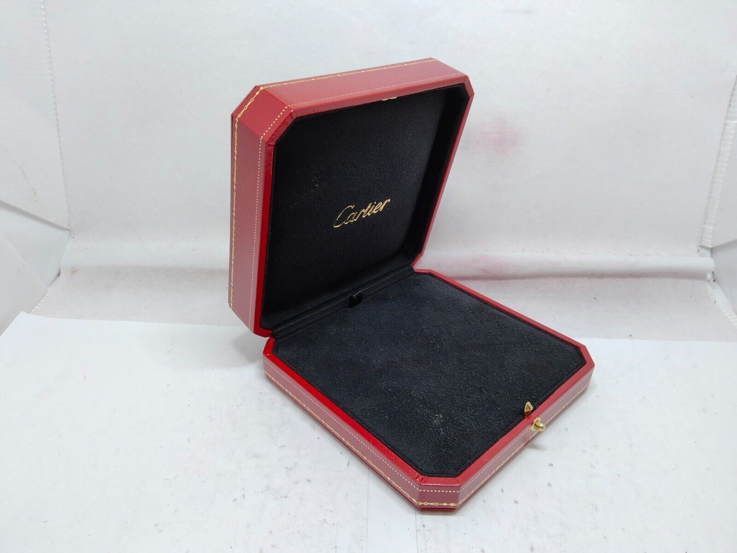 VINTAGE GENUINE CARTIER red watch box case wood leather black 230630016e2S