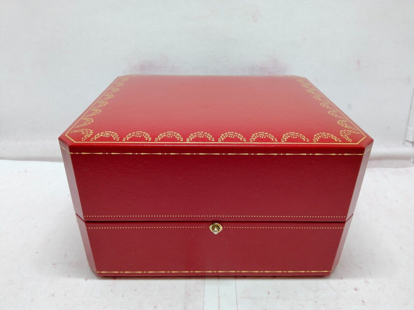 VINTAGE GENUINE CARTIER CO 1018 Red watch box case wood leather red 230921007y6S