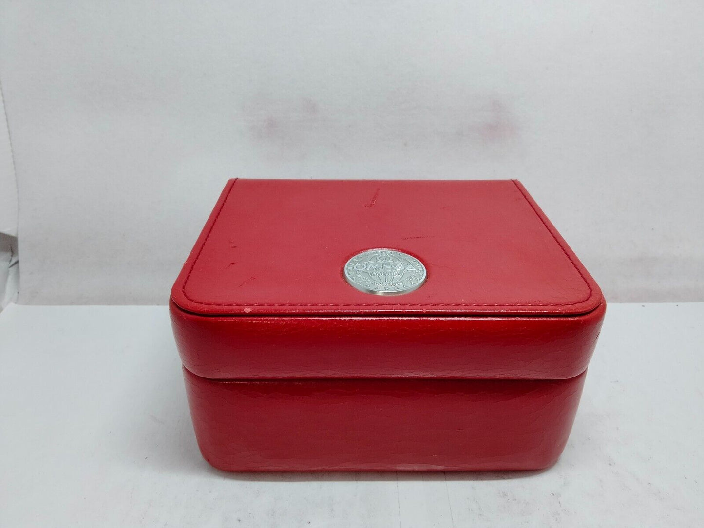 VINTAGE GENUINE OMEGA Speedmaster Seamaster Red watch box case wood 230607004yS