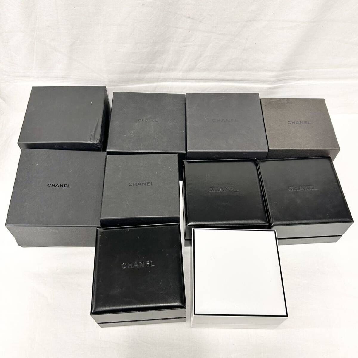 VINTAGE GENUINE CHANEL watch box case Black wood leather 10 set wood 231117001yS