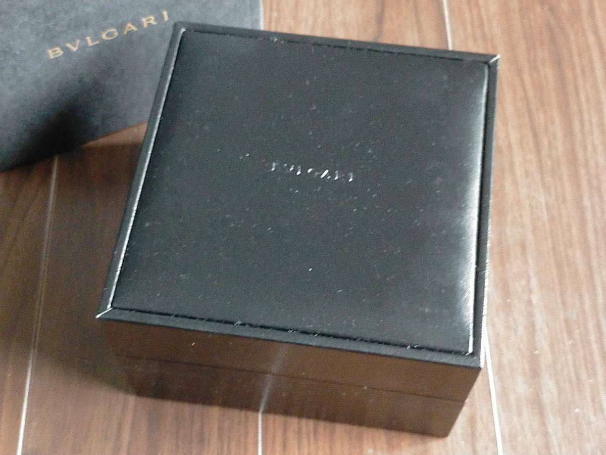 VINTAGE GENUINE BVLGARI watch box case booklet black leather 0516005y