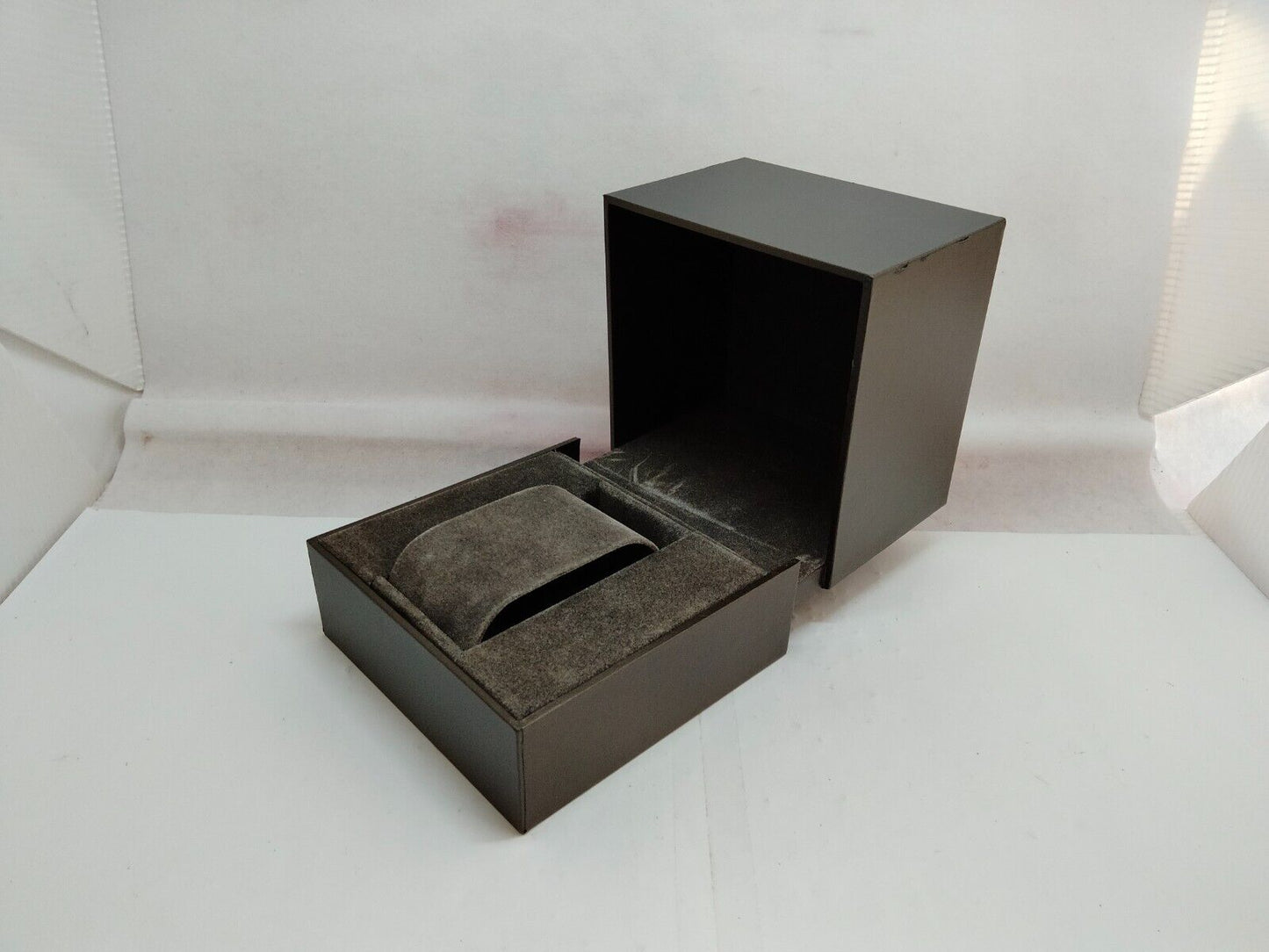 VINTAGE GUCCI watch box case tag warranty guarantee card 2005' wood 230802003yS