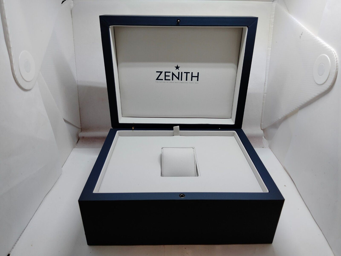 VINTAGE GENUINE ZENITH JUNK Black watch box case wood leather 230729003y1S