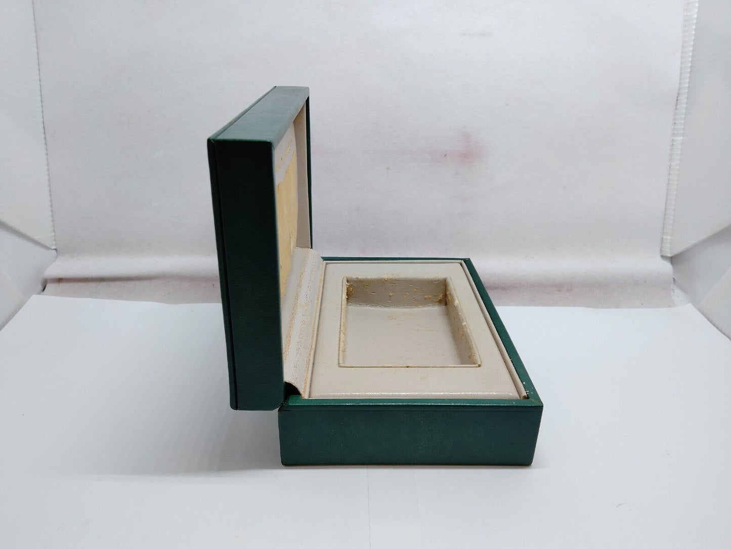 VINTAGE GENUINE ROLEX Green watch box case 68.00.2 no inner wood 230705001y3S