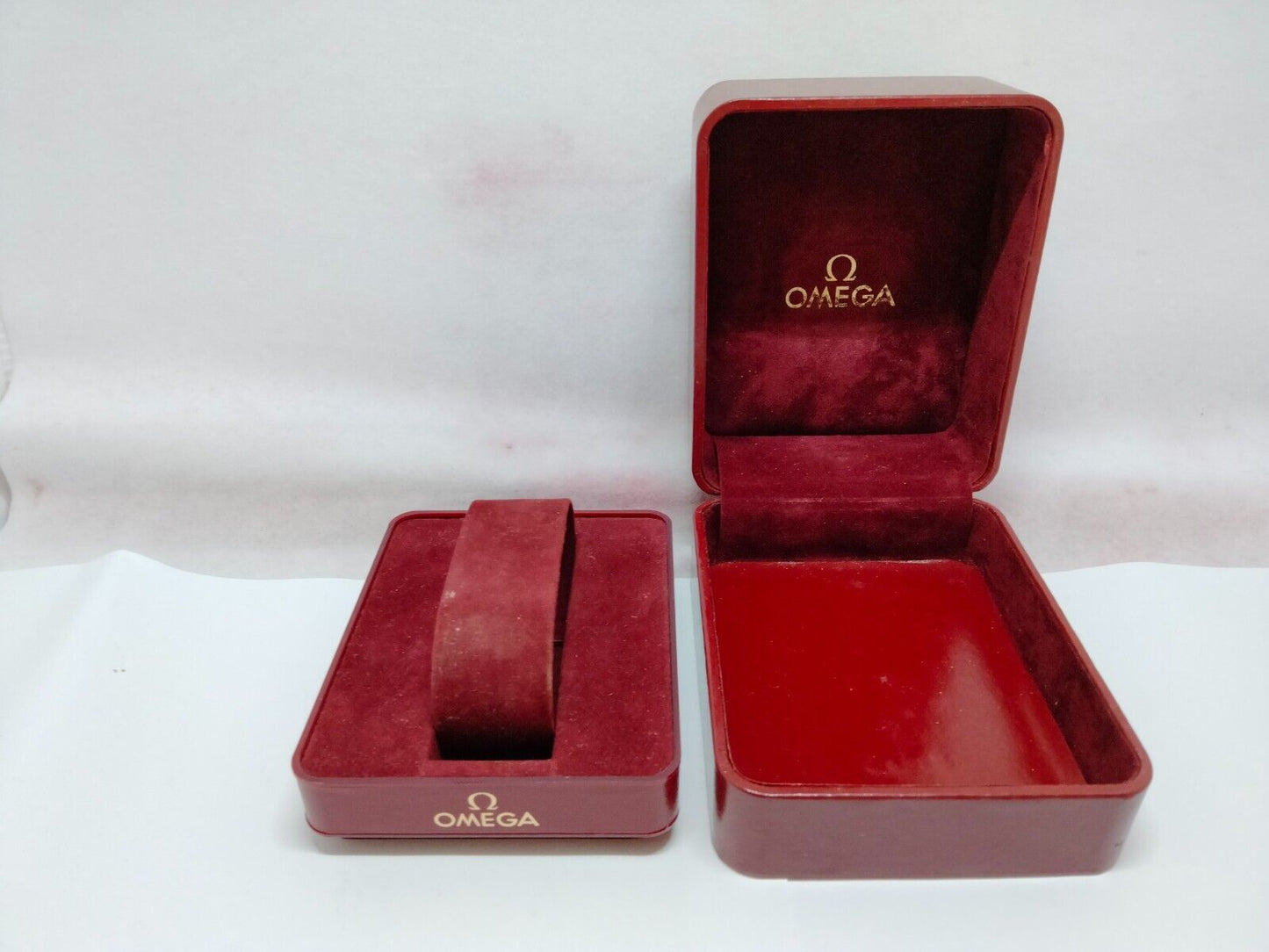 VINTAGE GENUINE OMEGA Seamaster Speedmaster watch box case red wood 230622001y4S