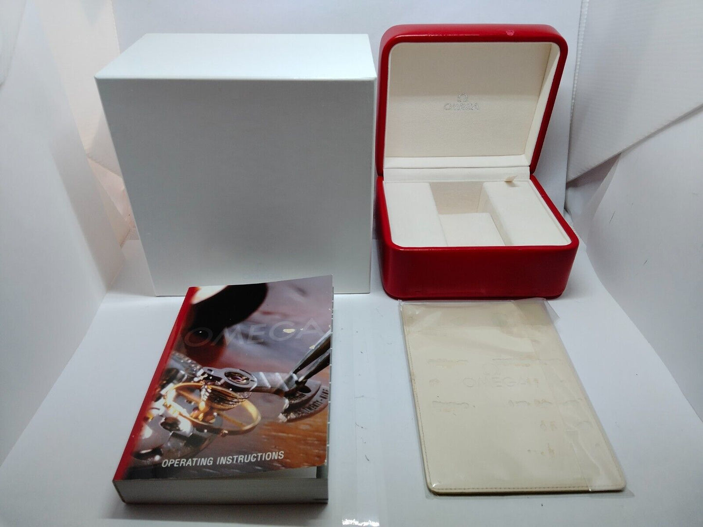 VINTAGE GENUINE OMEGA Speedmaster Seamaster watch box case booklet red 1202001yS