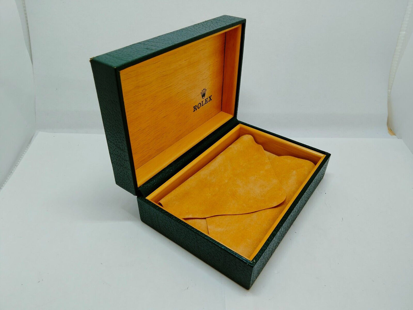 VINTAGE GENUINE ROLEX watch box case no inner cushion 68.00.01 green 0530001mS