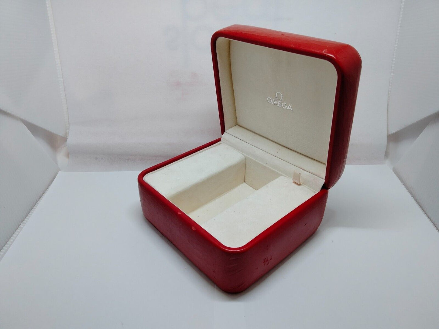 VINTAGE GENUINE OMEGA Seamaster Speedmaster watch box case no inner 1016008yS