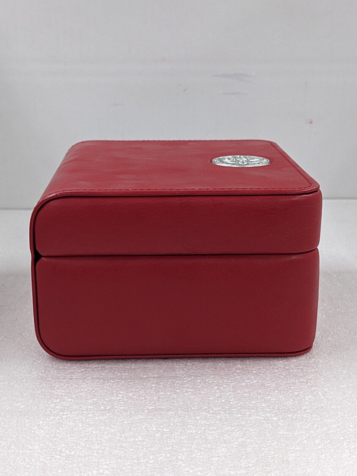 VINTAGE GENUINE OMEGA Speedmaster Seamaster Red watch box case tag 231003012y1S