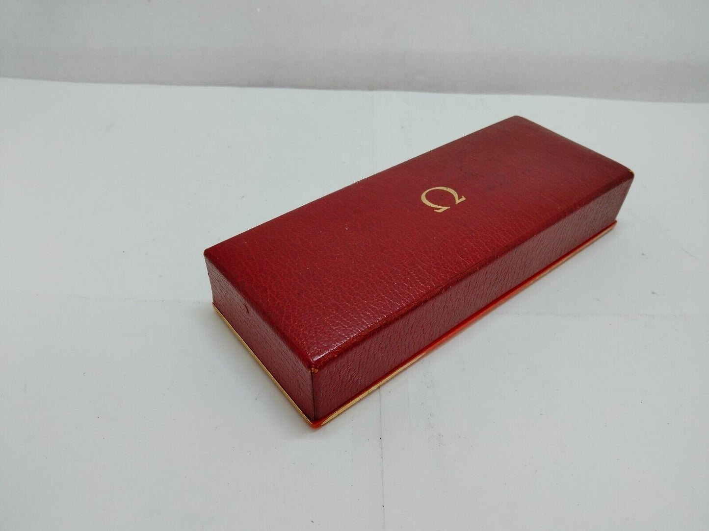 VINTAGE GENUINE OMEGA watch box case red leather 0714001yS