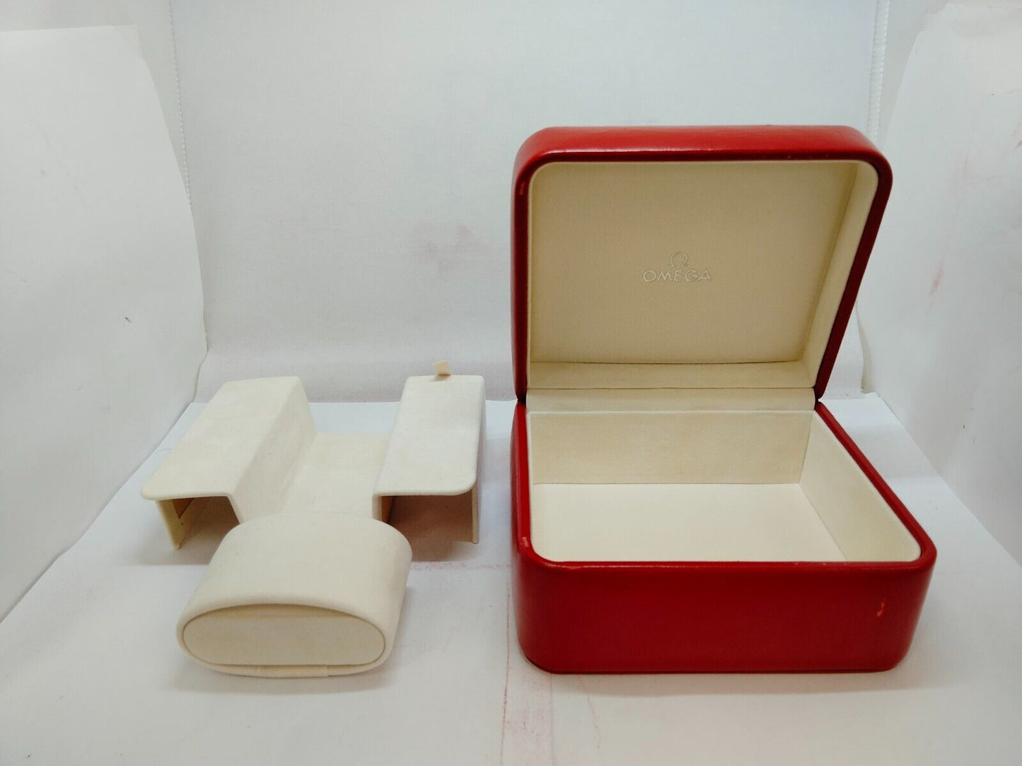 GENUINE OMEGA Speedmaster Seamaster Red watch box case booklet  Link  0914001yS