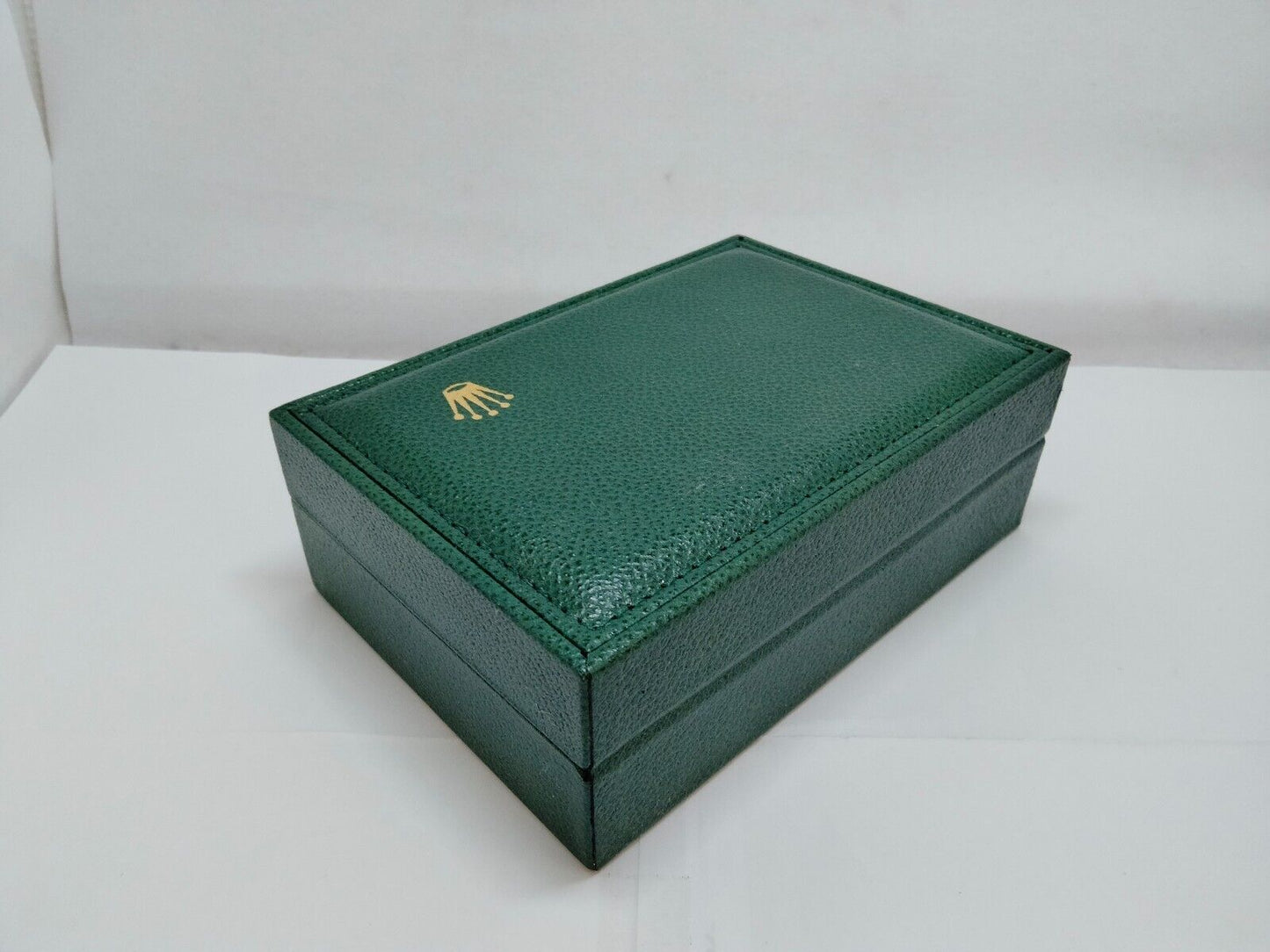 VINTAGE GENUINE ROLEX  Green watch box case wood no inner cushion 0811002m1S