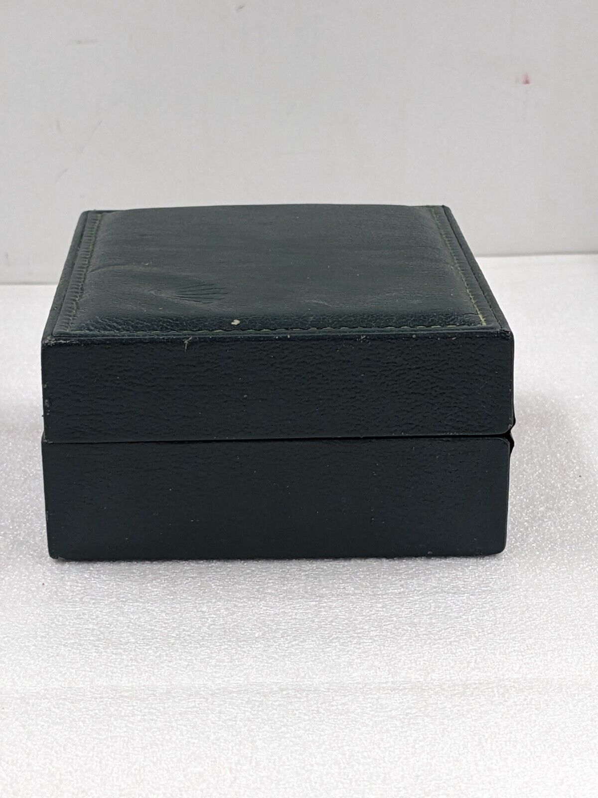 VINTAGE GENUINE ROLEX Green watch box case 11.00.01 leather junk 231109001y3S