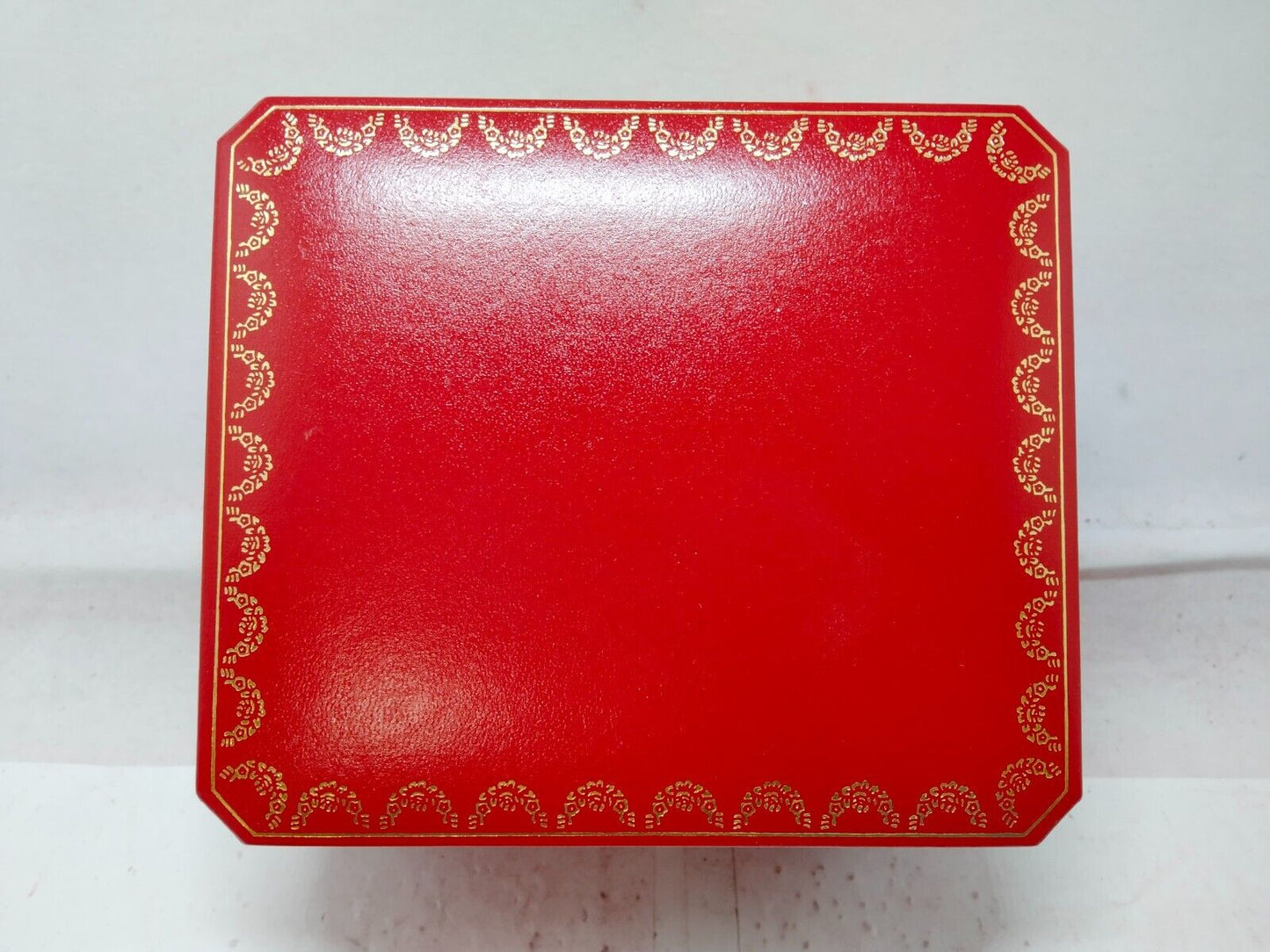 VINTAGE GENUINE CARTIER Red watch box case booklet wood leather 230914010yS