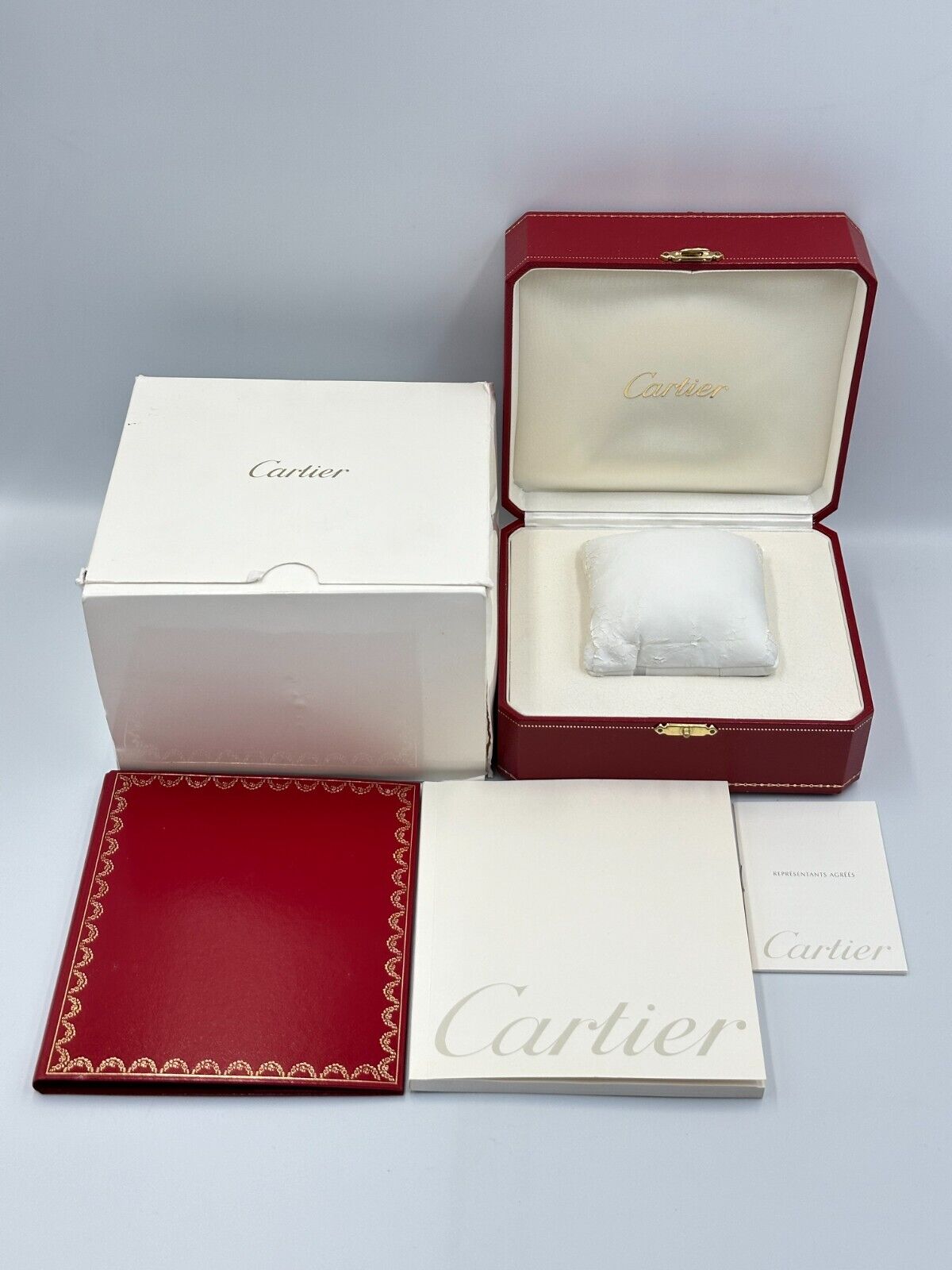 VINTAGE GENUINE CARTIER Red watch box case wood leather Booklet 240220009yA