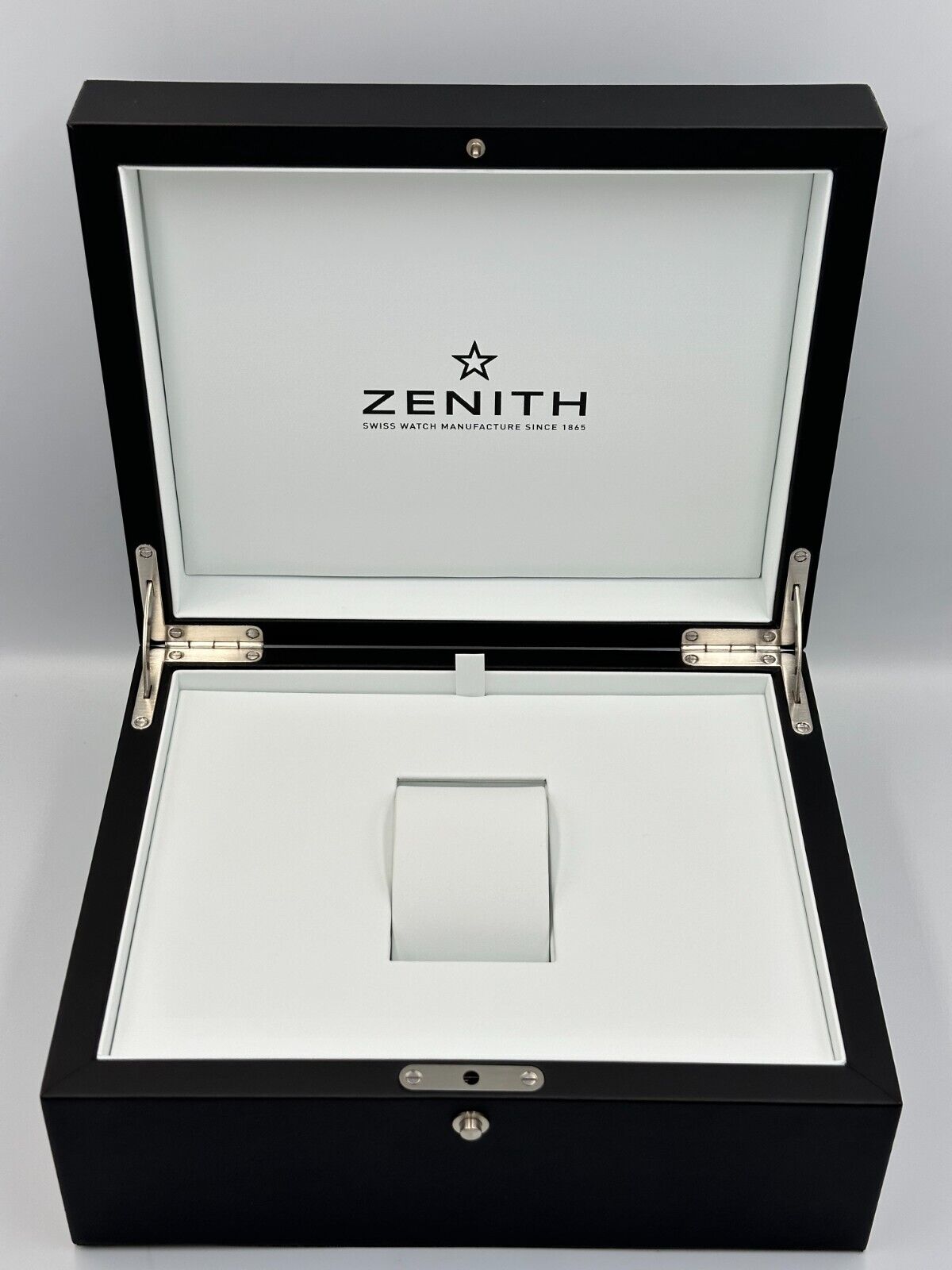 VINTAGE GENUINE ZENITH Black watch box case wood leather 240128007mA