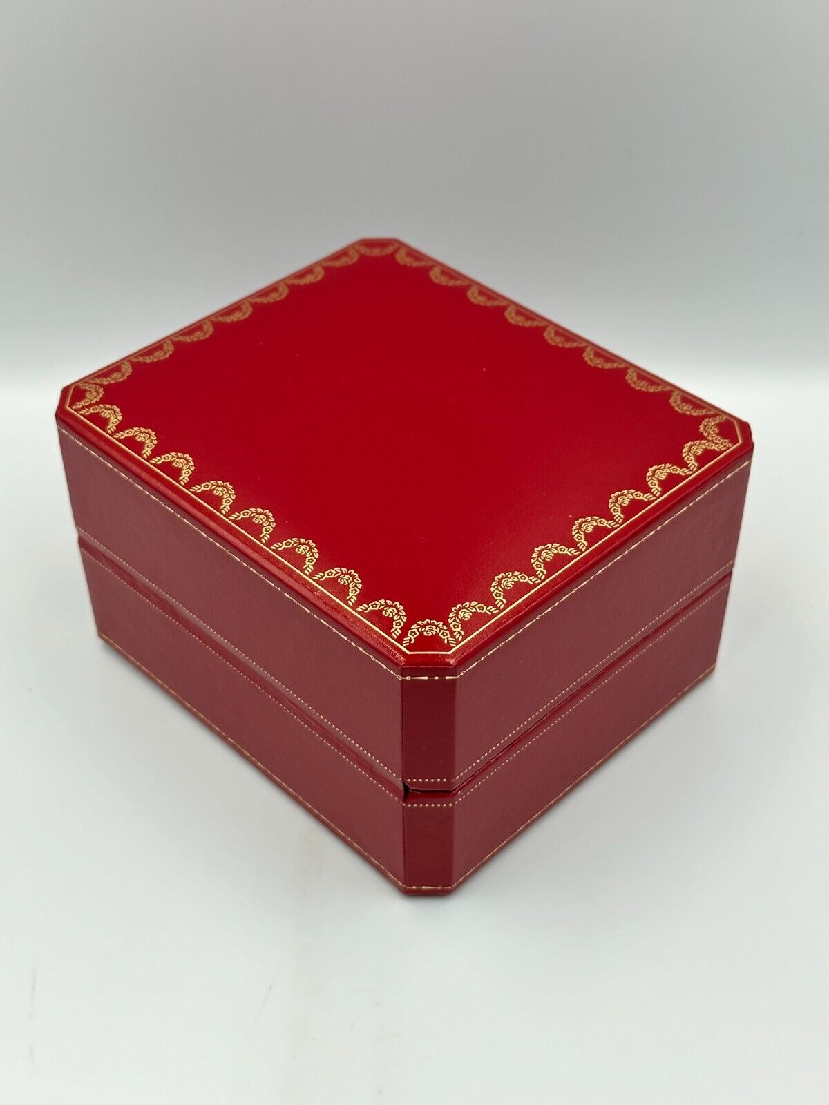 VINTAGE GENUINE CARTIER Red watch box case wood leather Booklet 240227010yA