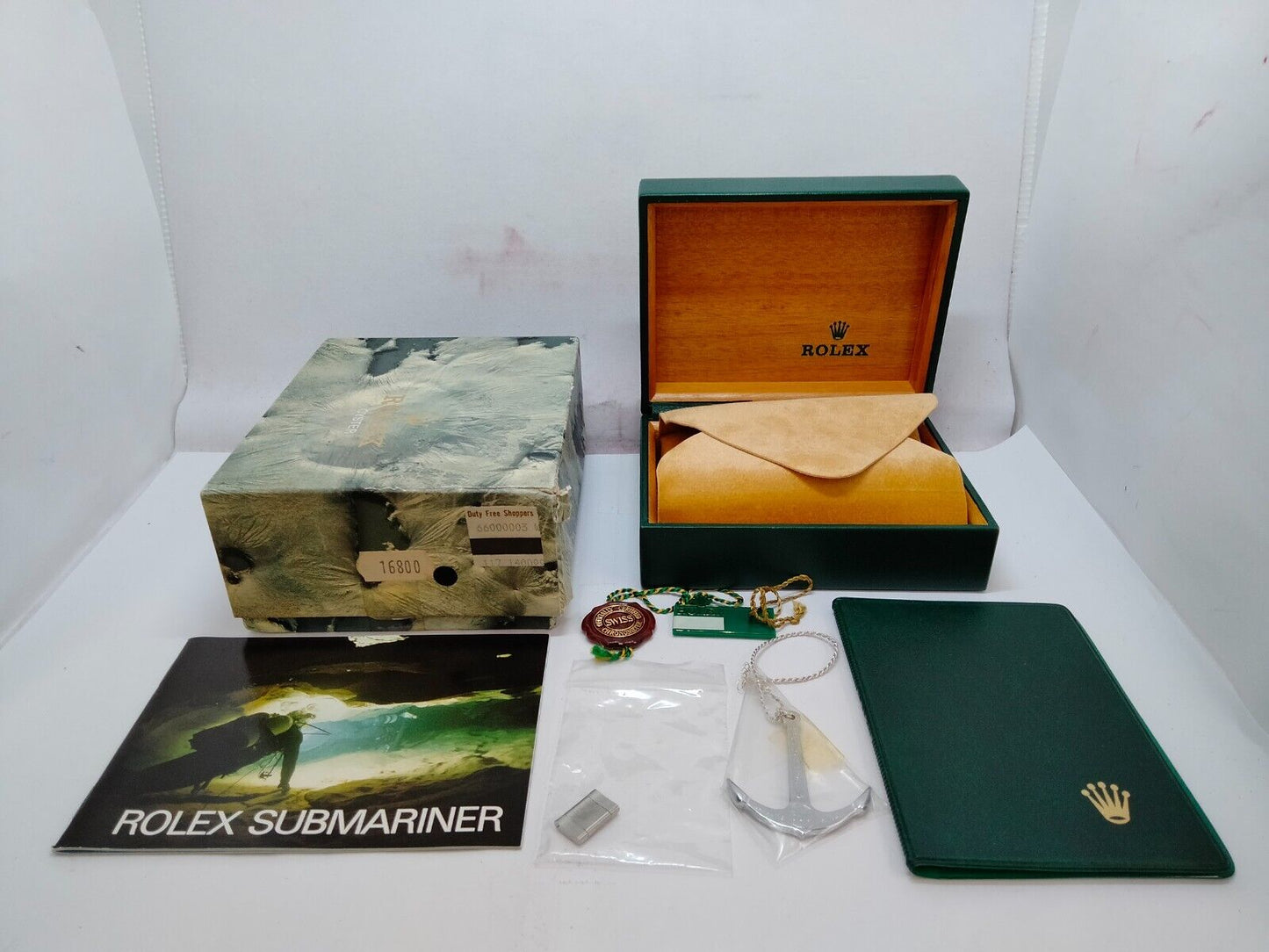 VINTAGE GENUINE ROLEX SUBMARINER watch box case 67.00.01 anchor tag 0825002y2S