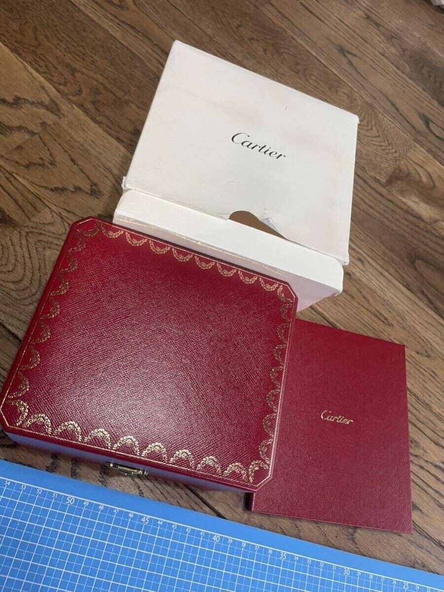 VINTAGE GENUINE CARTIER watch box case Red wood leather Booklet 231117004yS