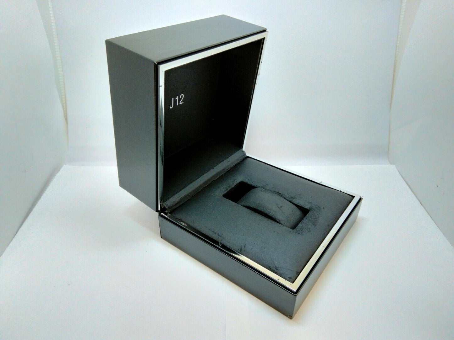 VINTAGE GENUINE CHANEL J12 watch case box box booklet black 0529012yS