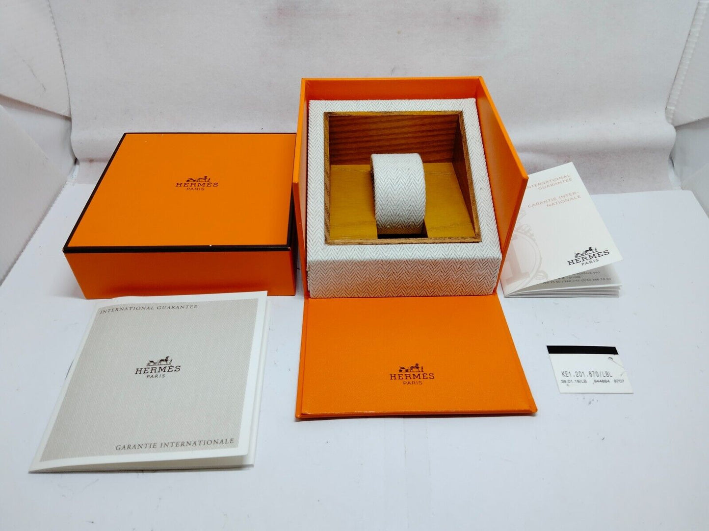 VINTAGE GENUINE HERMES orange case leather watch box case booklet 230730010yS