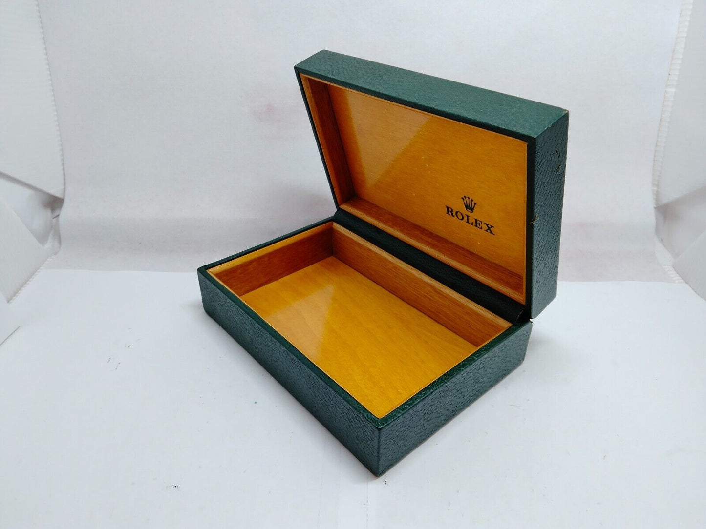 VINTAGE GENUINE ROLEX Green watch box case  no inner leather green 0119004y5S