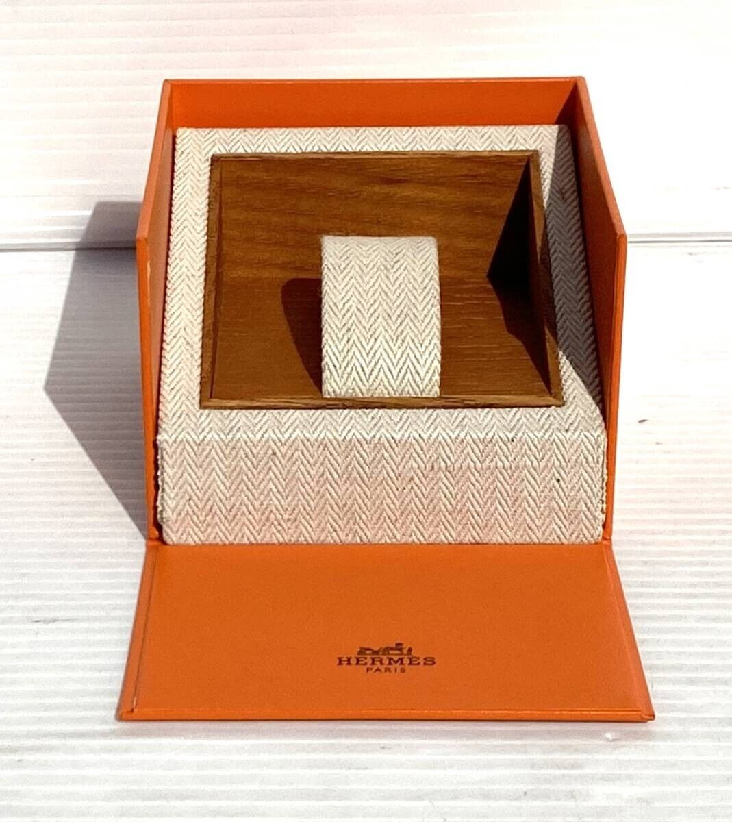 VINTAGE GENUINE HERMES watch box case Orange wood leather booklet 231018005yS