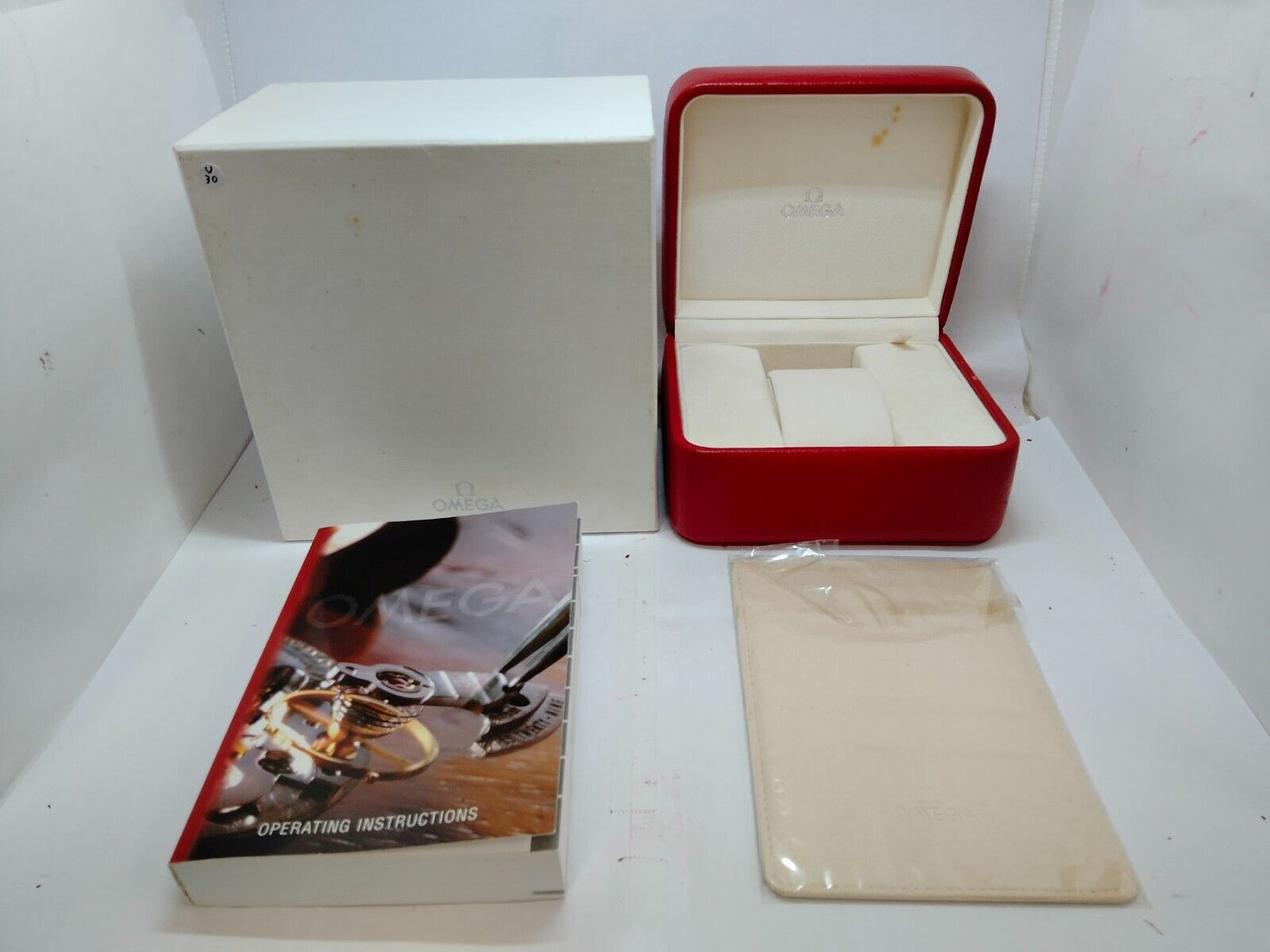 VINTAGE GENUINE OMEGA Seamaster Speedmaster watch box case booklet red 1003002yS