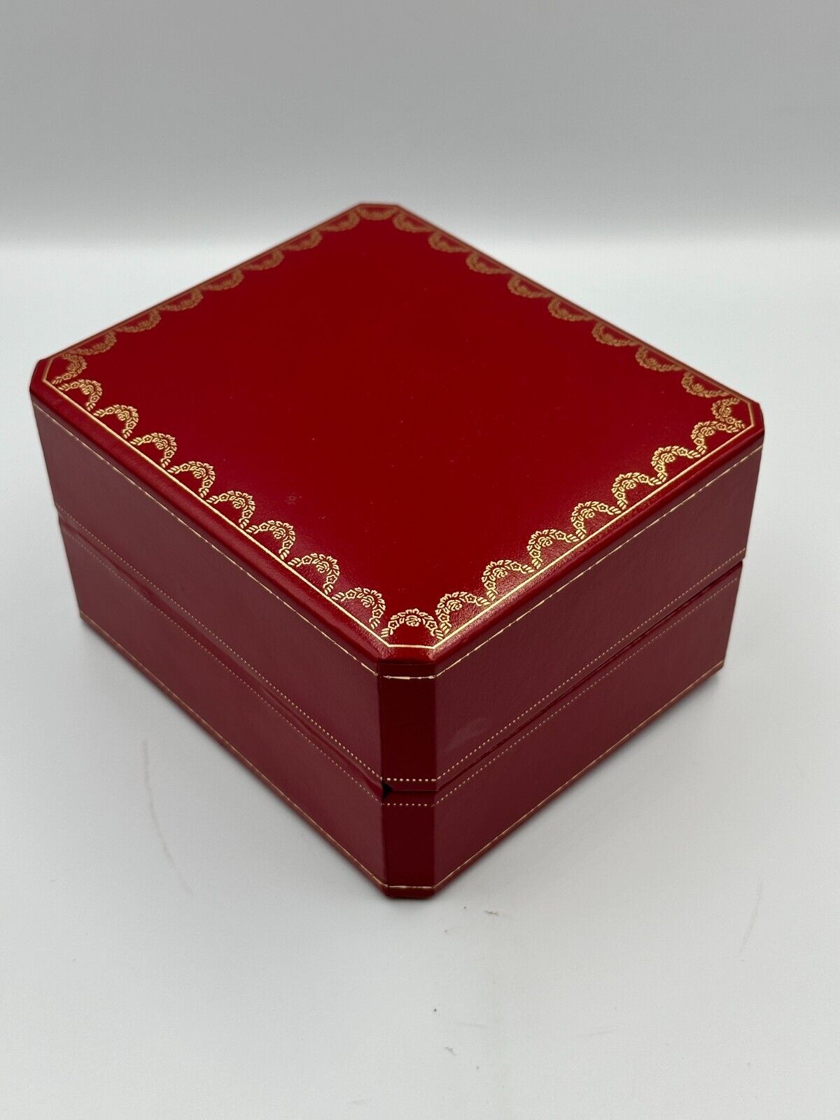 VINTAGE GENUINE CARTIER Red watch box case wood leather Booklet 240125001yA