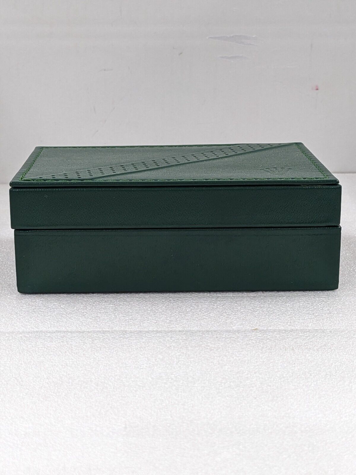 VINTAGE GENUINE ROLEX Green watch box case 68.00.2 wood leather 231214006y7S