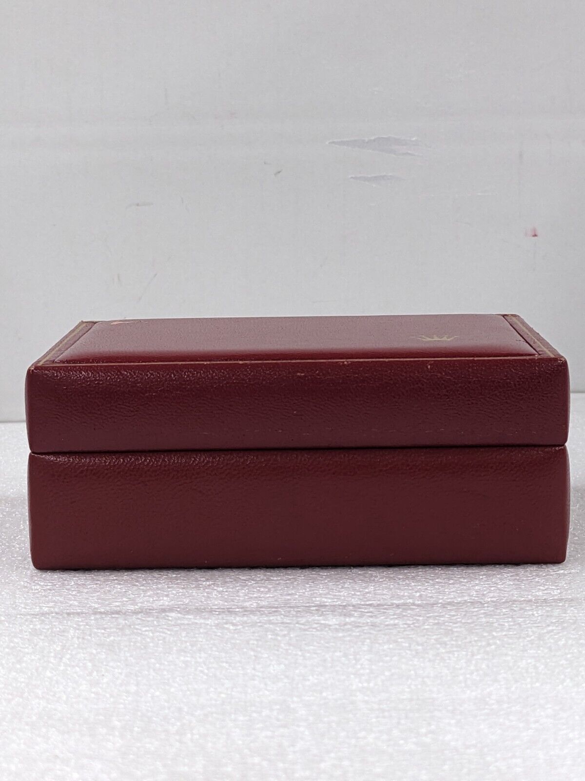 VINTAGE GENUINE ROLEX Red wood  watch box case 14.00.08 no inner 231124004y3S