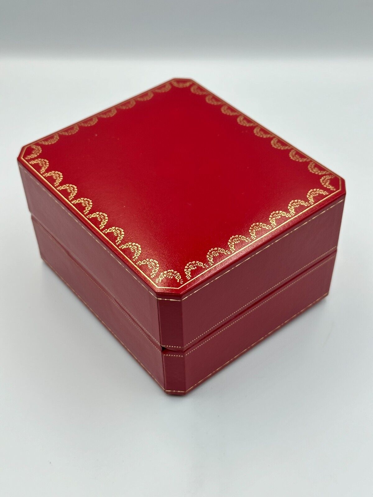 VINTAGE GENUINE CARTIER Red watch box case wood leather CO 1018 240128001yA