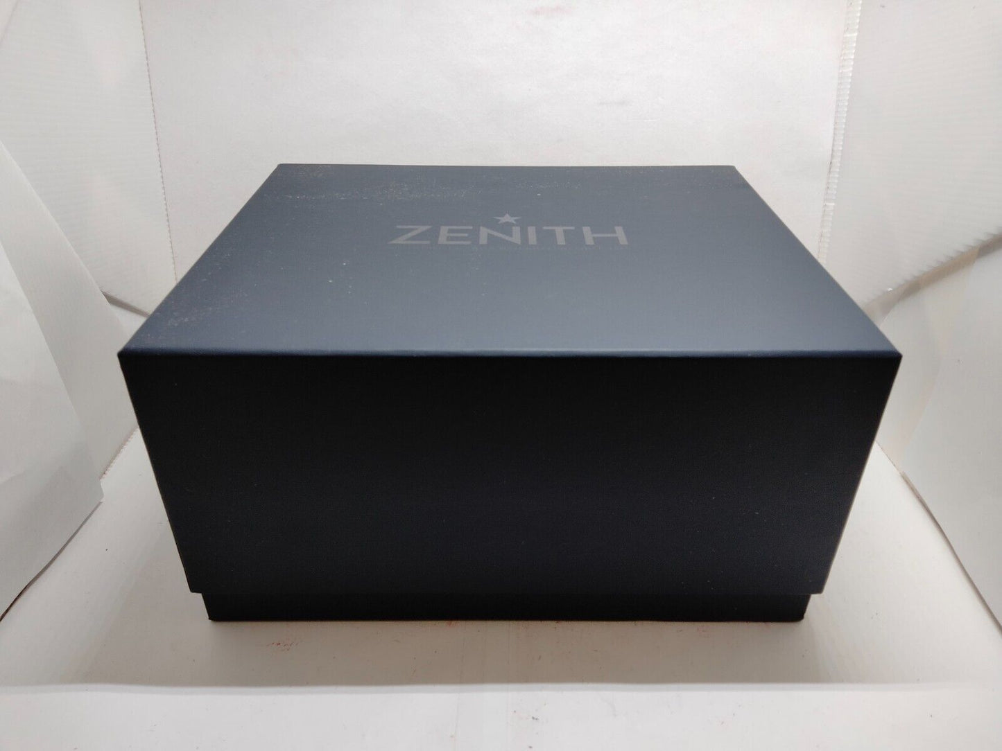 VINTAGE GENUINE ZENITH JUNK Black watch box case wood leather 230729003y1S