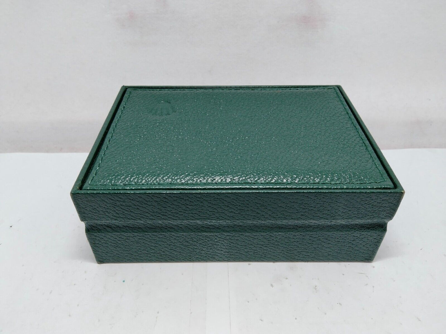 VINTAGE GENUINE ROLEX watch box case 68.00.55 Green wood no inner 0208001y3S