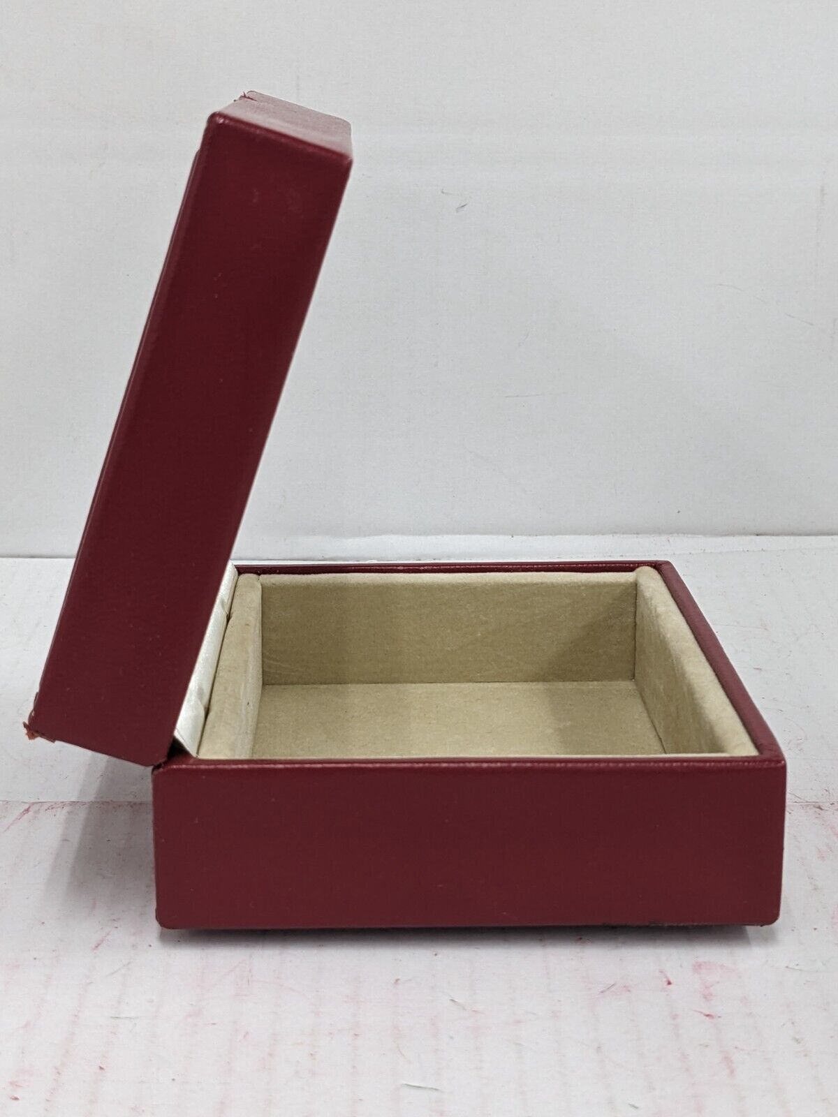 VINTAGE GENUINE ROLEX Red watch box case no inner cushion 14.00.02 231017007yS