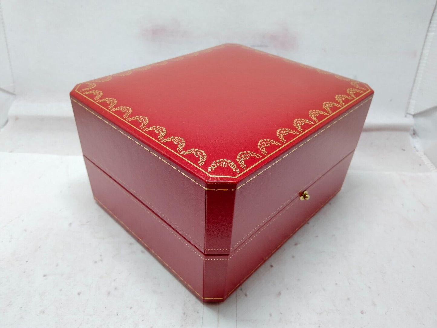 VINTAGE GENUINE CARTIER Red watch box case booklet wood leather 230914010yS