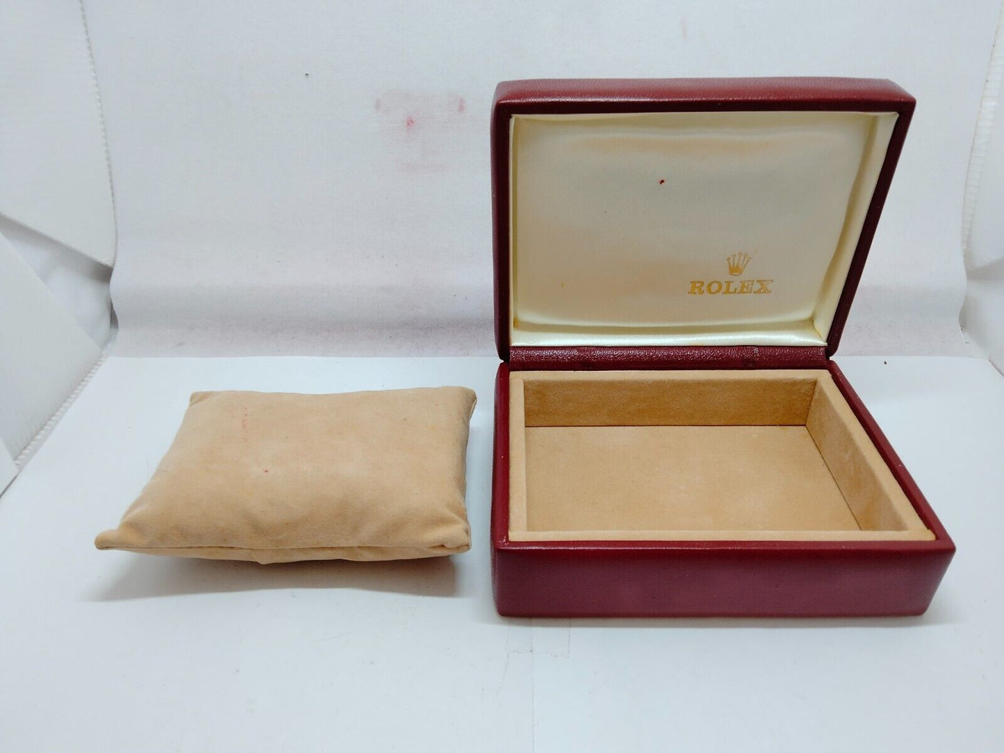 VINTAGE GENUINE ROLEX Red watch box case 14.00.08 wood leather 1019004eS