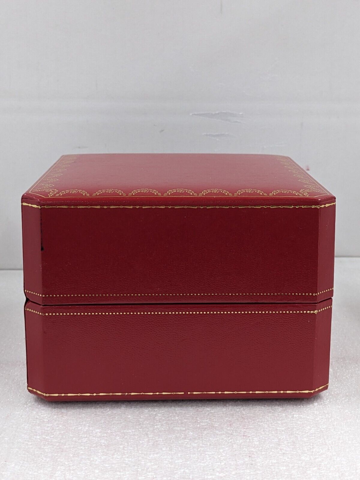 VINTAGE GENUINE CARTIER Watch box case white red CO 1018 wood 230921007y3S