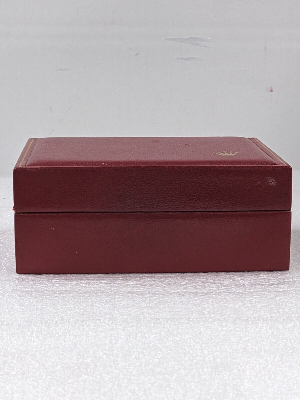 VINTAGE GENUINE ROLEX Red watch box case 14.00.08 wood no inner 231125004y4S