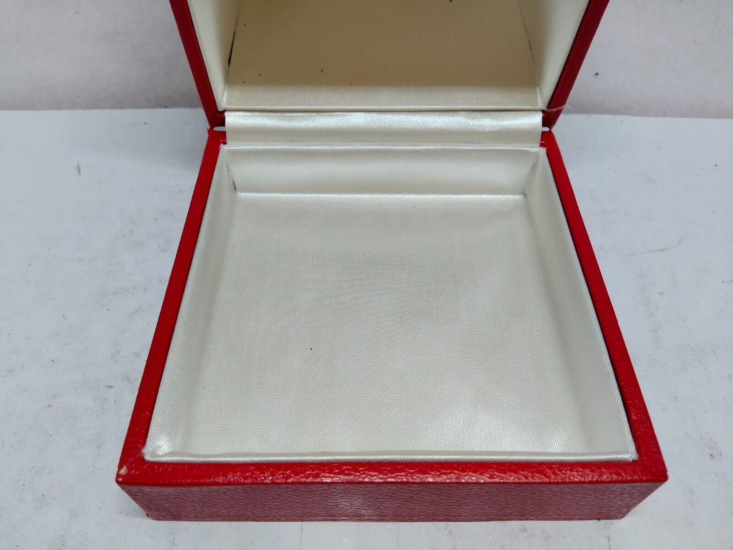 GENUINE OMEGA Speedmaster Seamaster Red watch box case no inner 230606010y7S