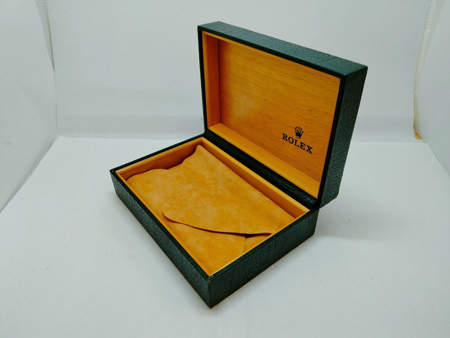 VINTAGE GENUINE ROLEX watch box case no inner cushion 68.00.01 green 0530001mS