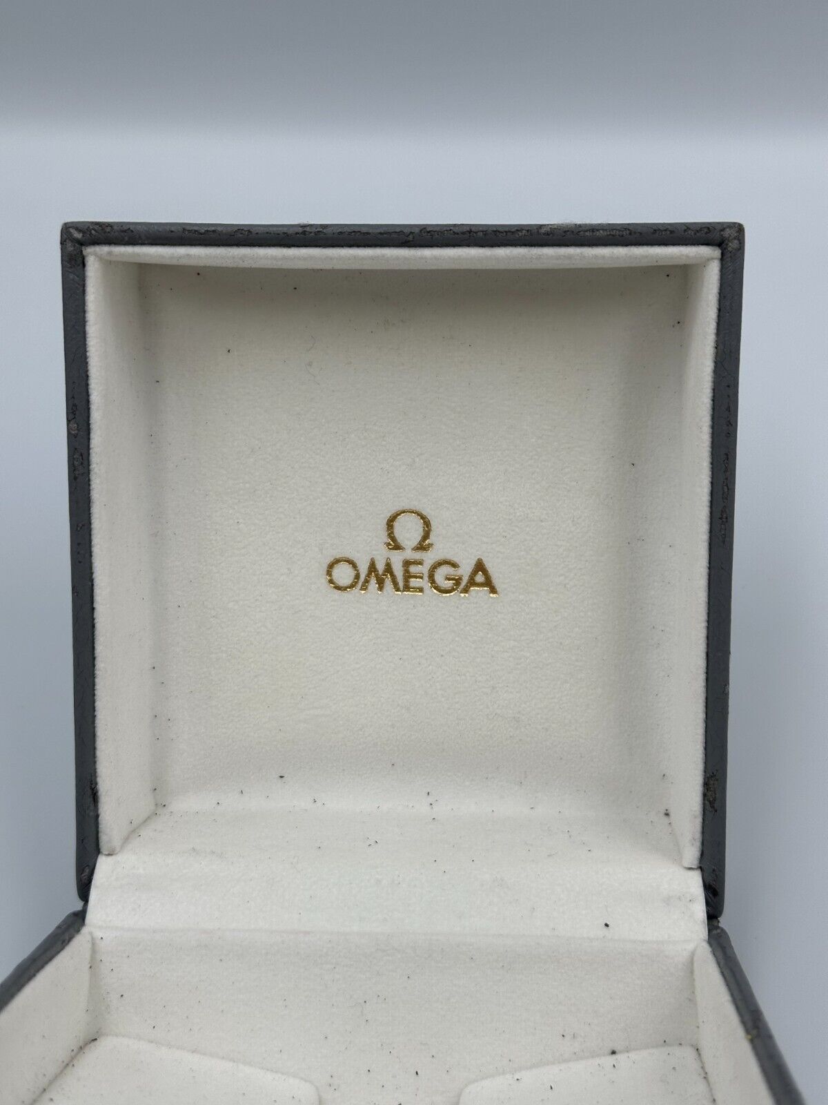 VINTAGE GENUINE OMEGA Gray Speedmaster Seamaster watch box case wood 240208006yA